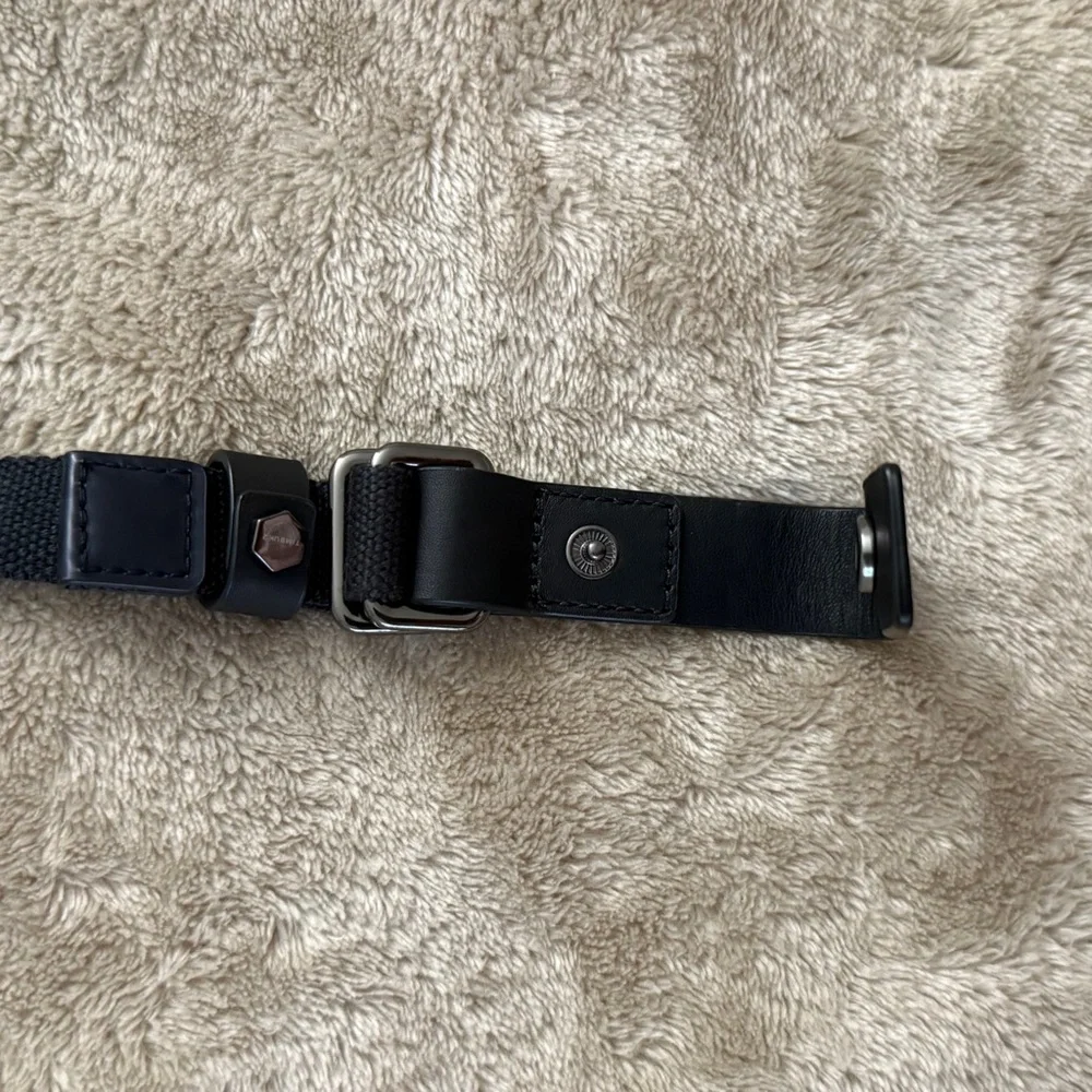 NWT Timbuk2 Black Adjustable Invisible belt for jeans